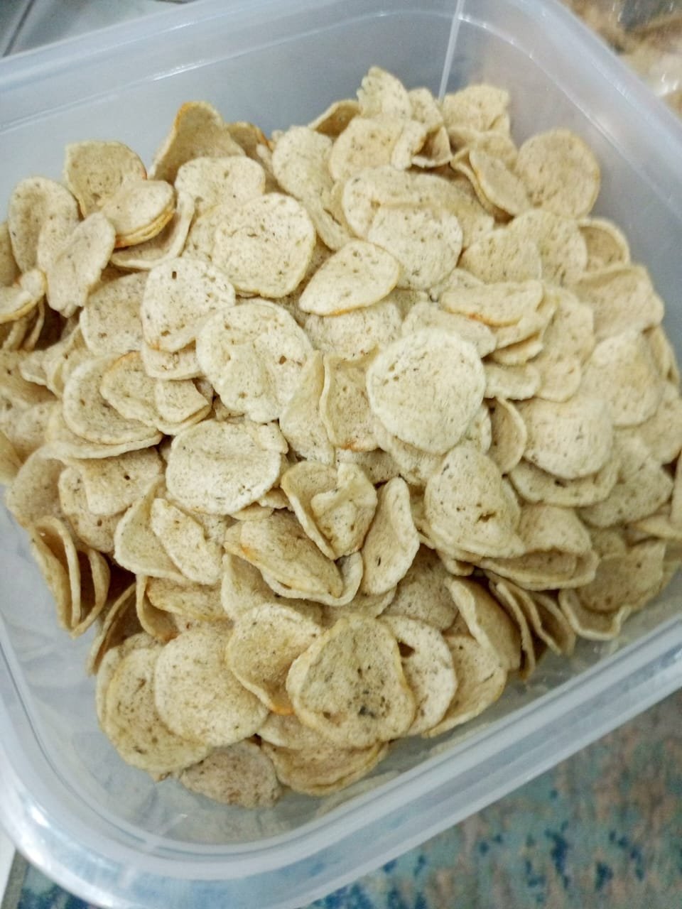 Keropok sedang digoreng